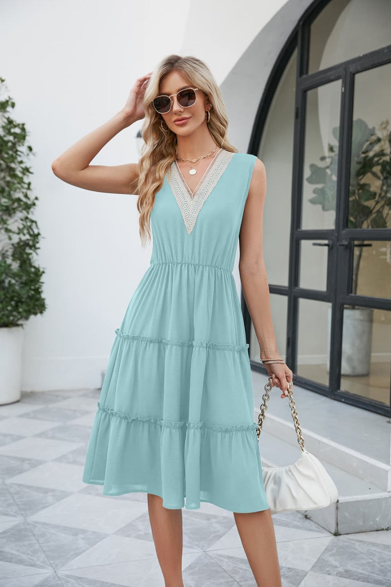 Contrast V-Neck Sleeveless Tiered Dress Aqua