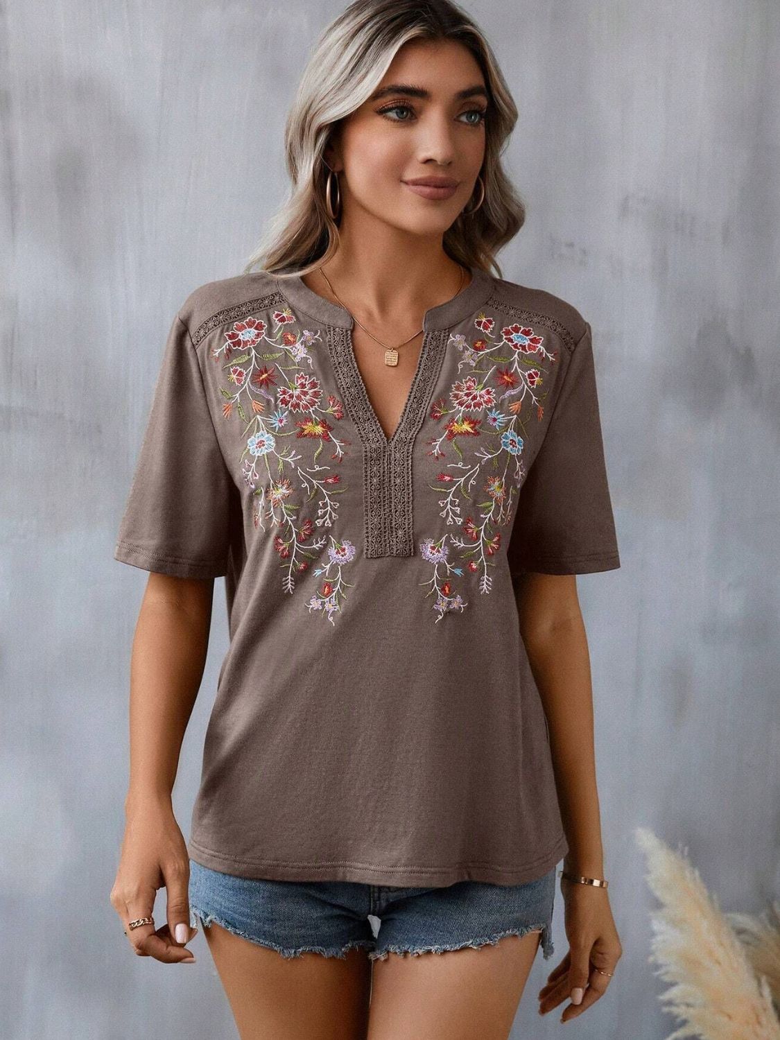 Embroidered Notched Short Sleeve T-Shirt Taupe