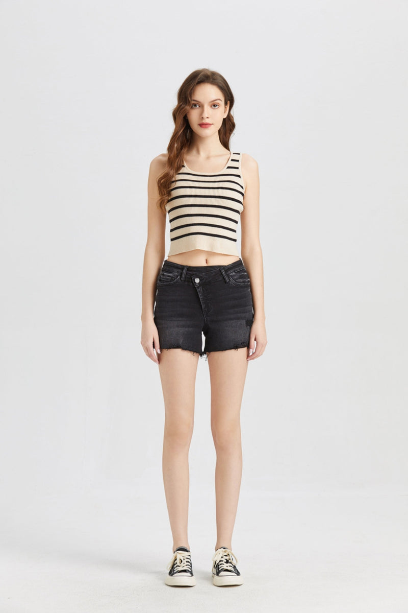 BAYEAS Stepped Waist Raw Hem Denim Shorts