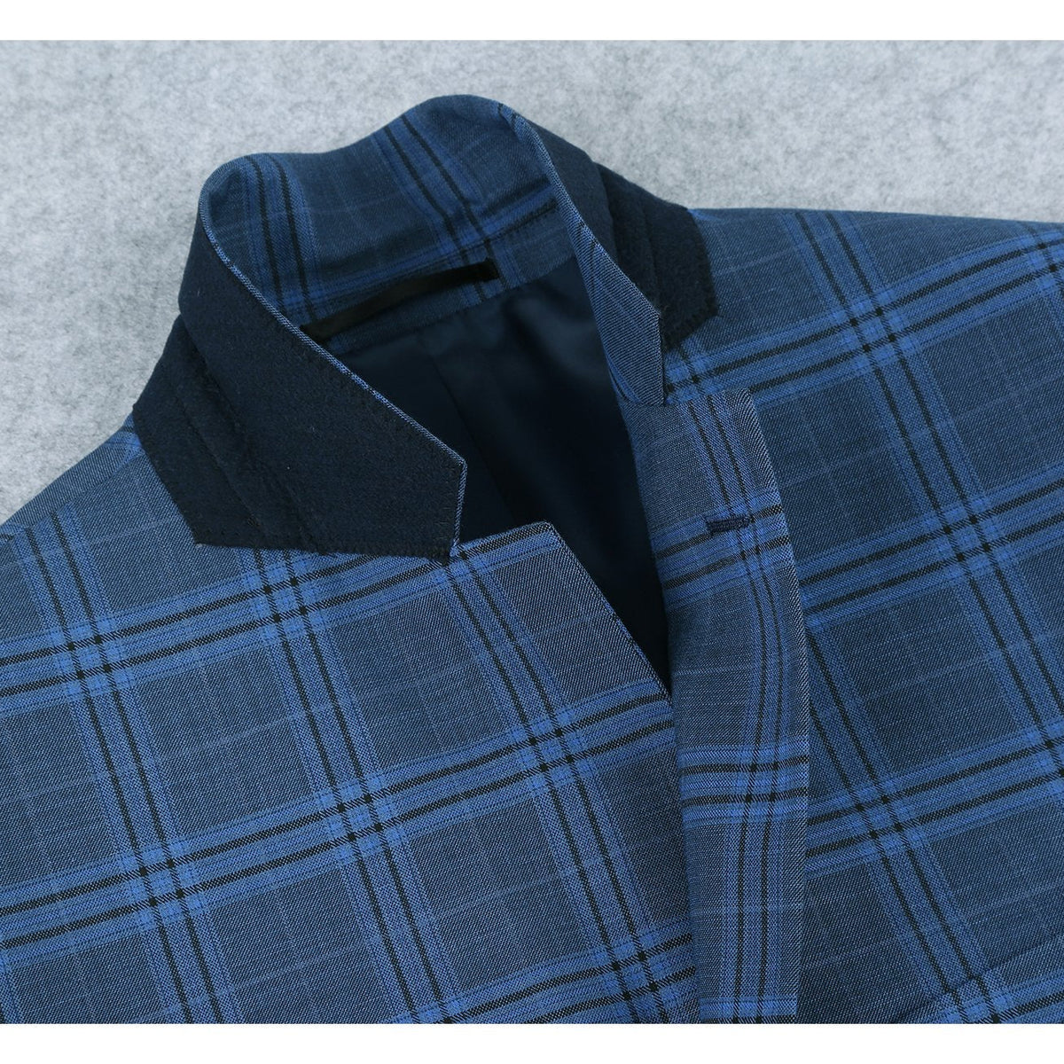 293-4 Men's 2-Piece Slim Fit Notch Lapel Stretch Windowpane Suit