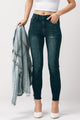 Mid-Rise Waist Skinny Jeans with Pockets Black