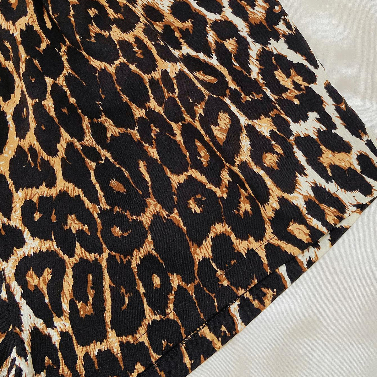 Leopard Lip Graphic Top and Shorts Lounge Set