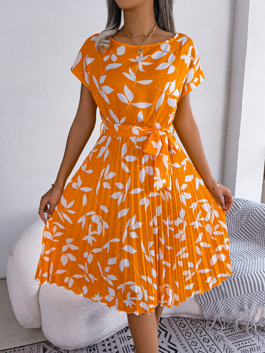 Printed Round Neck Short Sleeve Pleated Dress Caramel