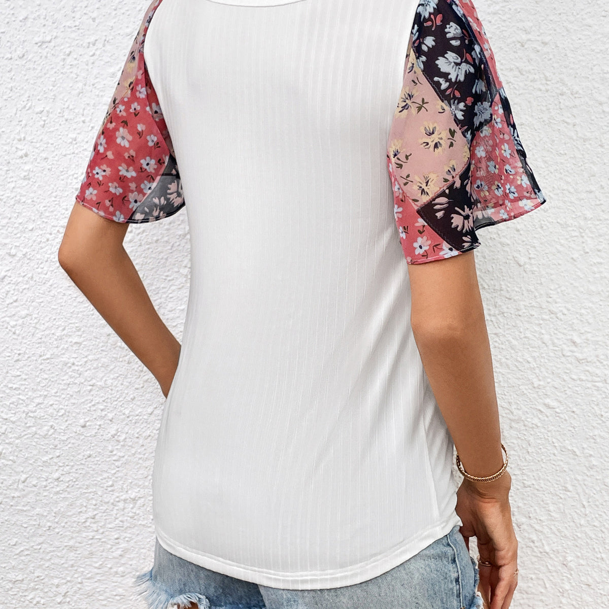 6d0682edcf264f4da66f02e15f2daa4c-Max