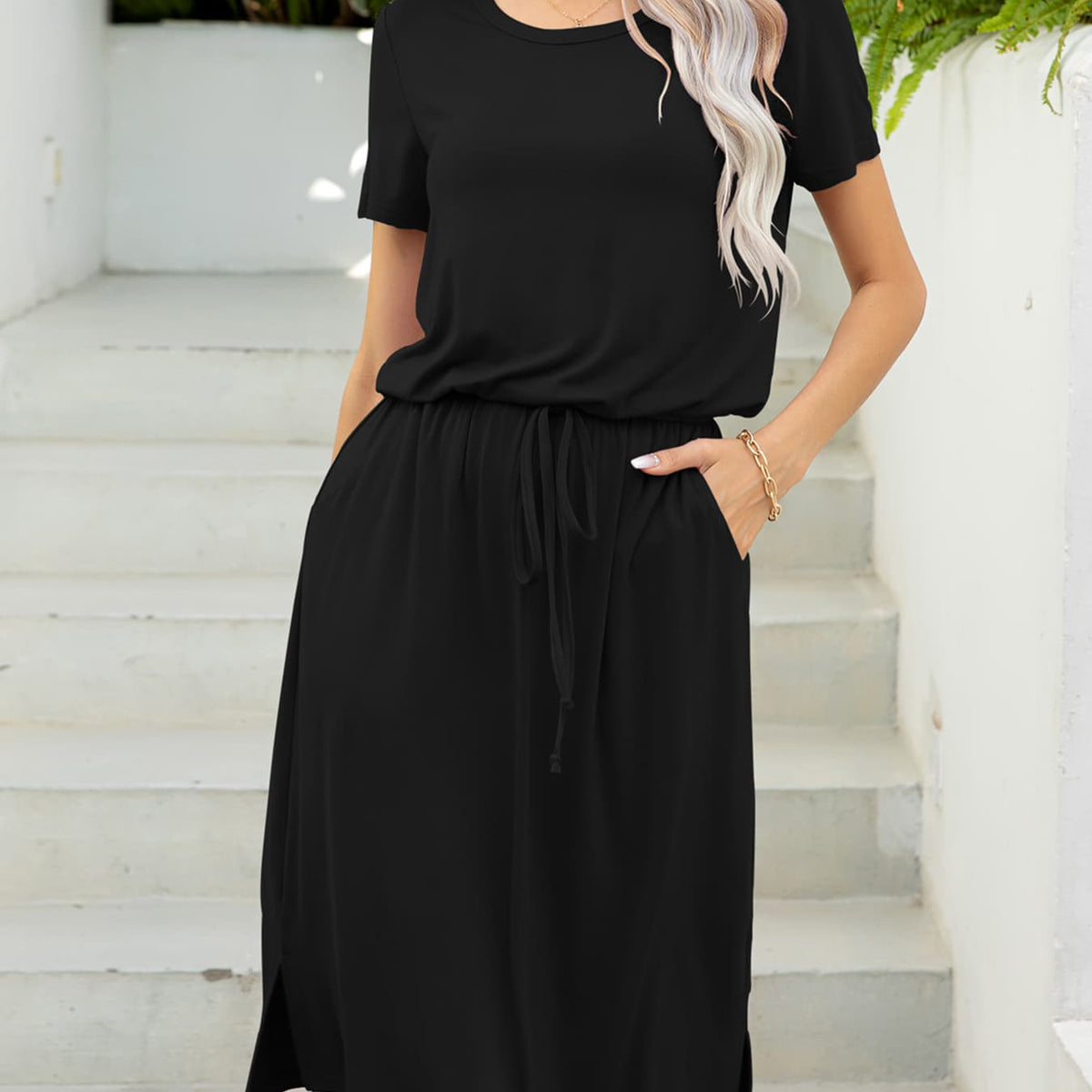 Round Neck Short Sleeve Slit Dress with Pockets Black