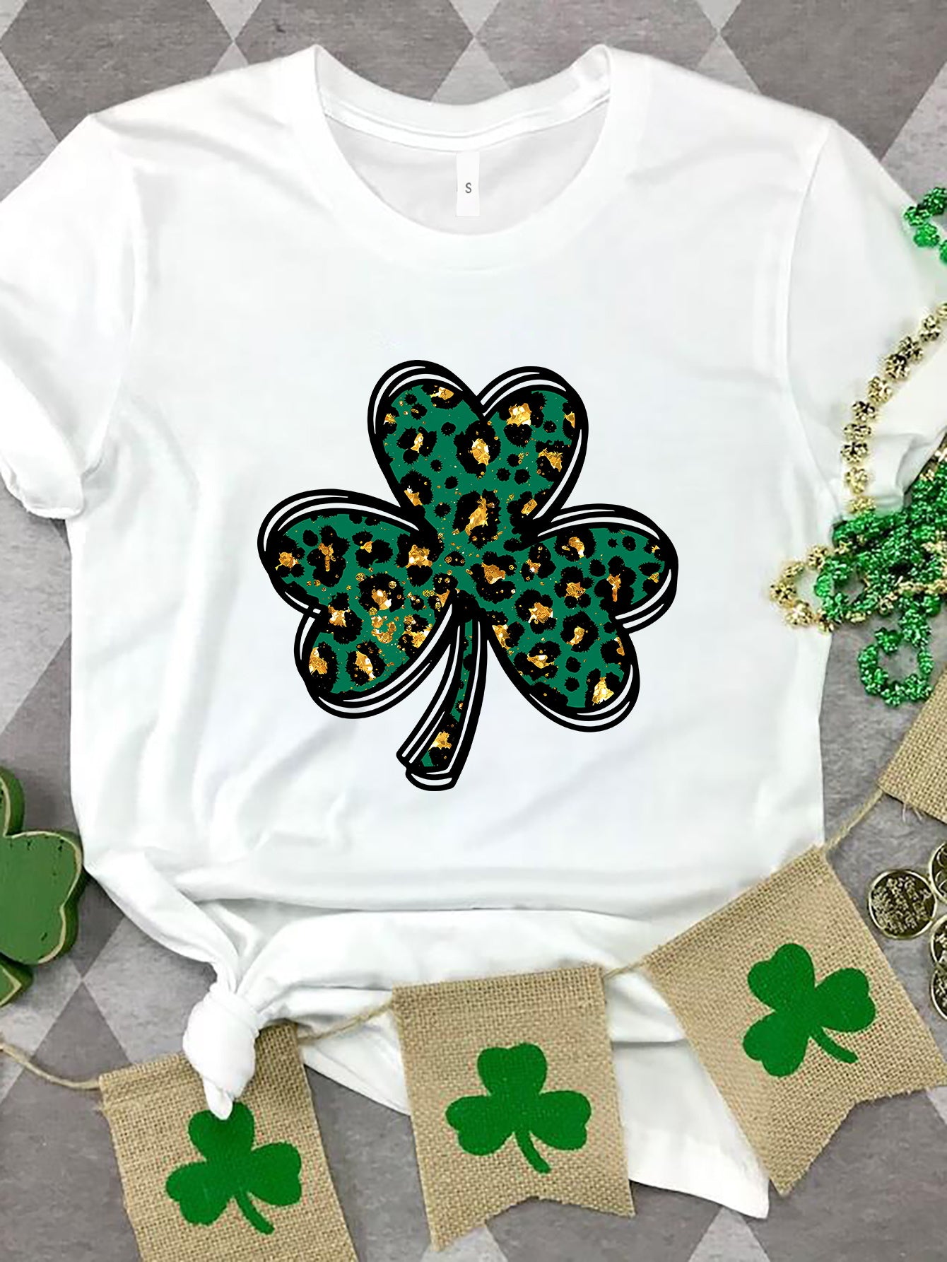 Lucky Clover Round Neck Short Sleeve T-Shirt White