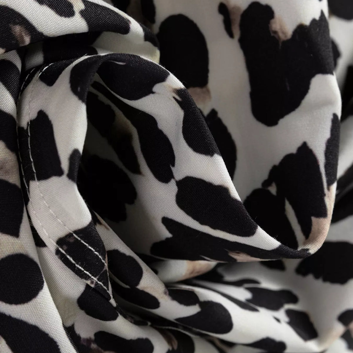 add48e3929974c6692aa071ea003df2d-Max-Origin