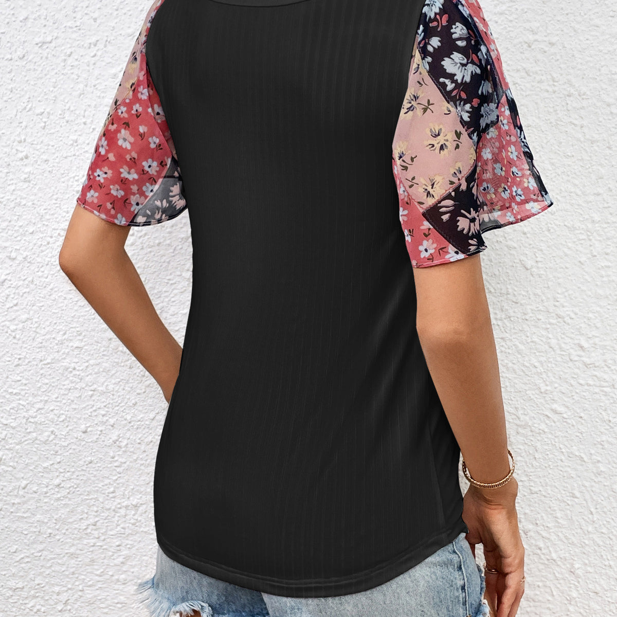 b0381a9fb2704e4ca8ec0ca457d700c3-Max