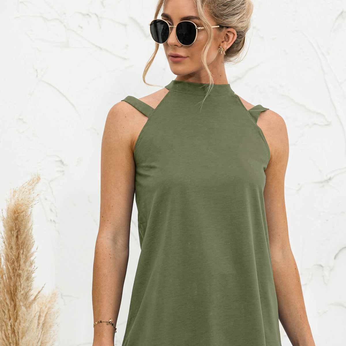 Cutout Mock Neck Tank