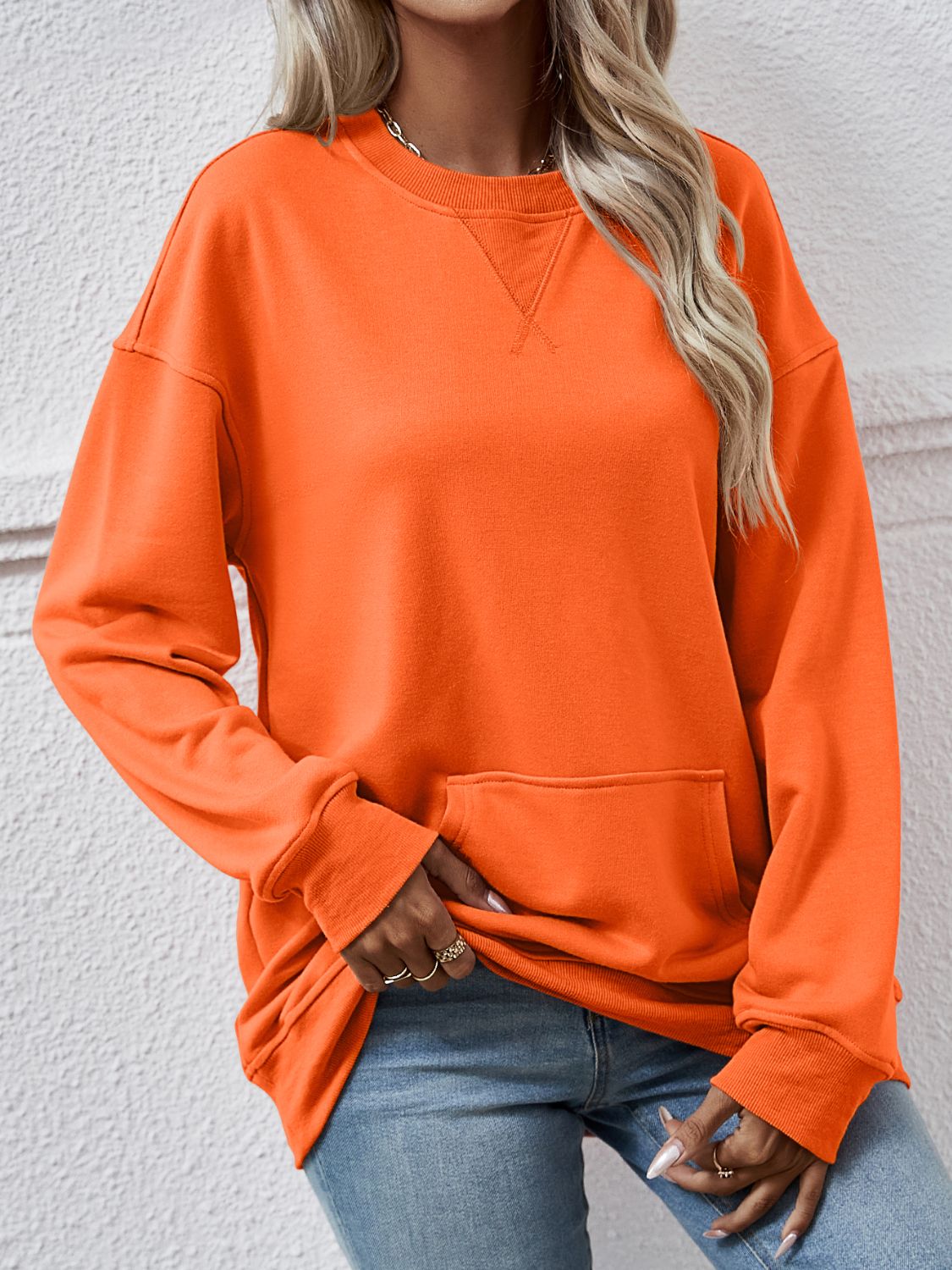 Round Neck Long Sleeve Sweatshirt