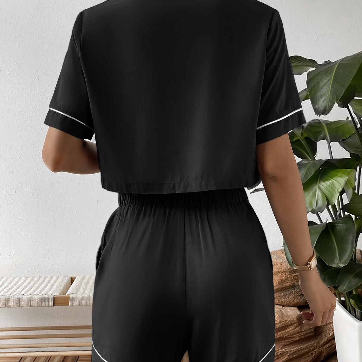 Contrast Lapel Collar Cropped Shirt and Shorts Lounge Set