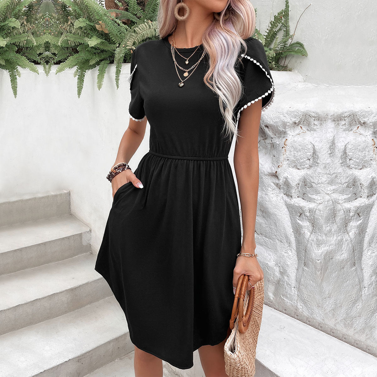 Round Neck Petal Sleeve Dress with Pockets Black L
